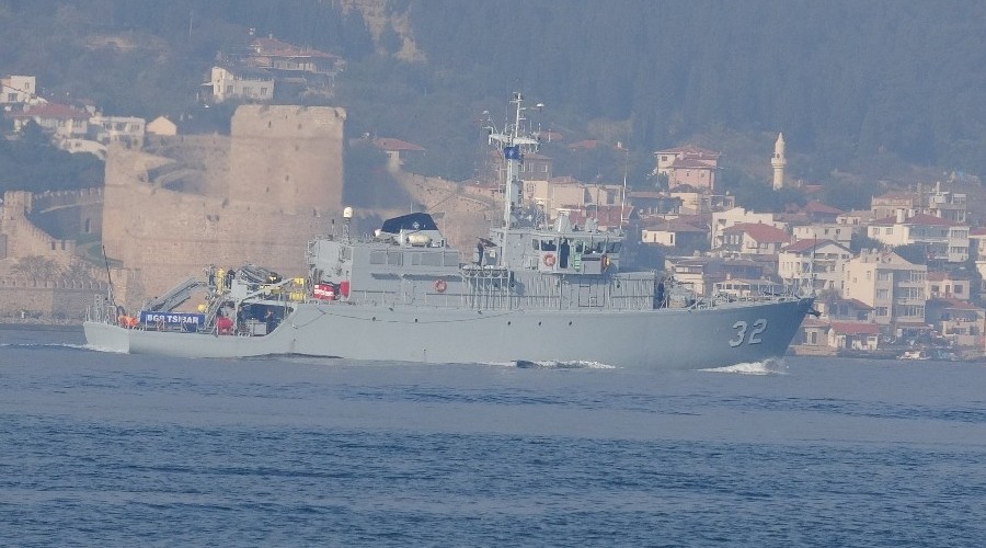 NATO sava gemileri pe pee anakkale Boaz'ndan geti