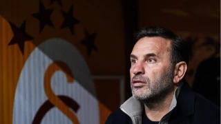 Okan Buruk'tan transfer a��klamas�