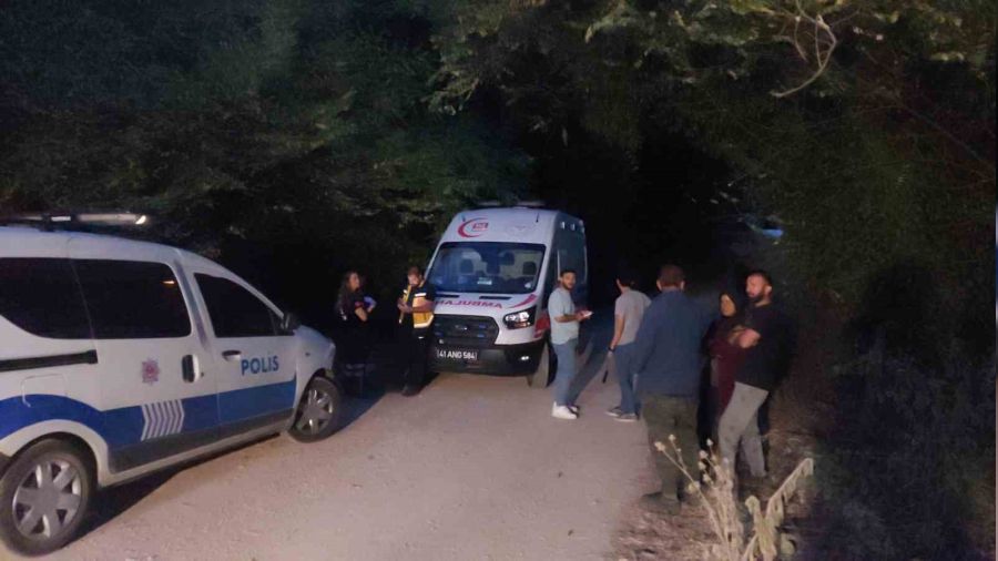 Ormanda ��r�m�� ceset bulundu