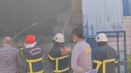 Şanlıurfa'da tekstil fabrikasında yangın