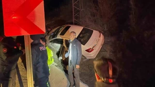Şarampole uçan otomobil sürücüsü hayatını kaybetti