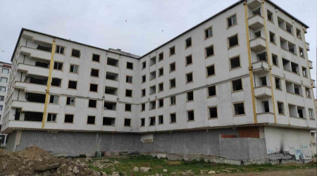 Tekirdağ'da 50 dairelik korku binasının etrafı kapatıldı