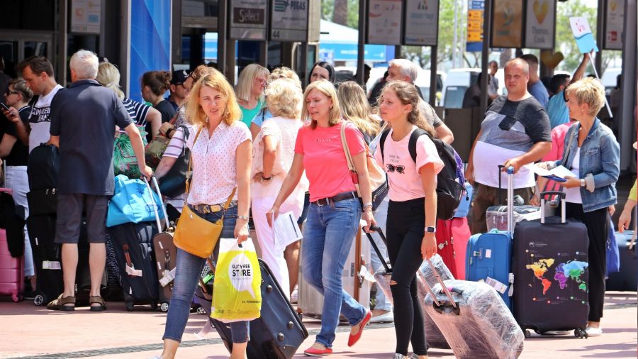 T�rkiye, ilk 5 ayda 16 milyon ziyaret�i a��rlad�