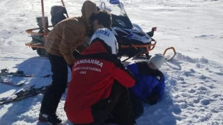 Uluda�'da mahsur kalan vatanda�lara JAK timi m�dahale etti