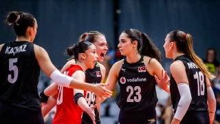 Voleybol 19 Ya Alt Kadnlar yar finale ykseldi