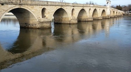 Yağışlar Meriç Nehri'nin debisini artırdı