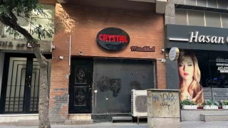 Yal kadnn ikyet ettii elence mekan mhrlendi