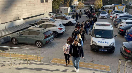 11 ilde dolandırıcılık operasyonu: 20 tutuklu