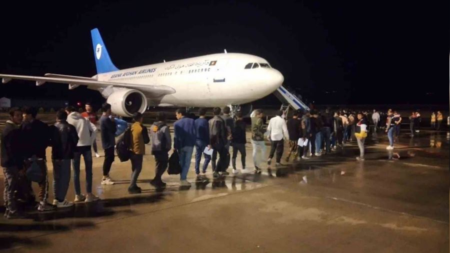 Ar'da 229 Afgan gmen lkelerine gnderildi