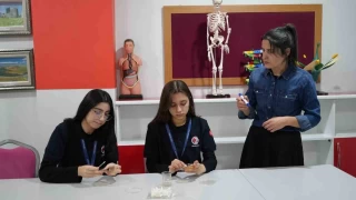 Bilimin ışığında bir öğretmenin hikâyesi