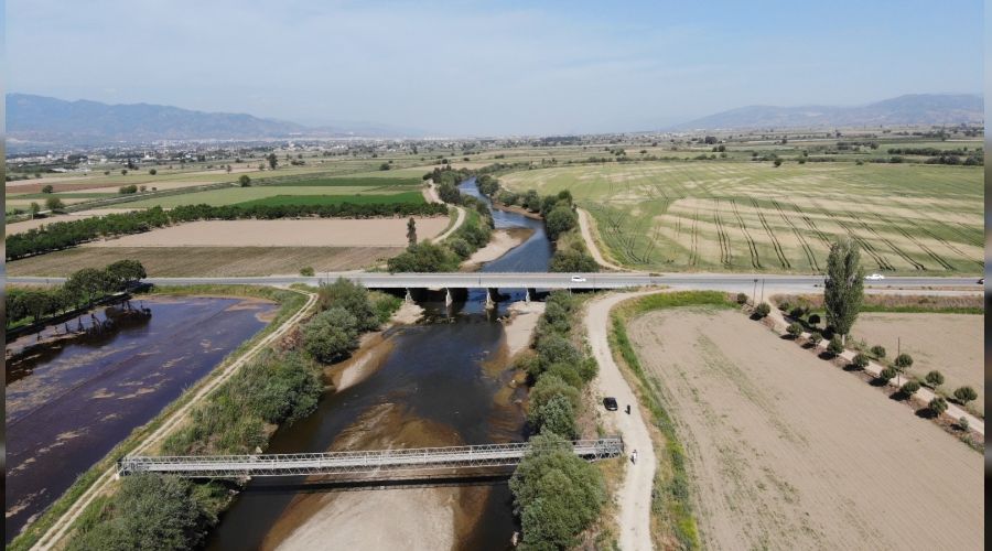 Büyük Menderes akmaz oldu, kuraklık endişesi arttı