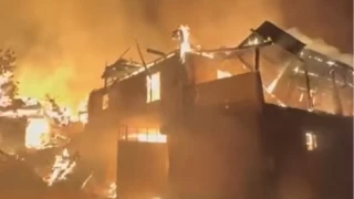 Çankırı'daki yangında 6 ev ve ahır kullanılmaz hale geldi