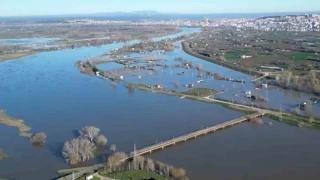 Edirne'de Meri� Nehri ta�t�