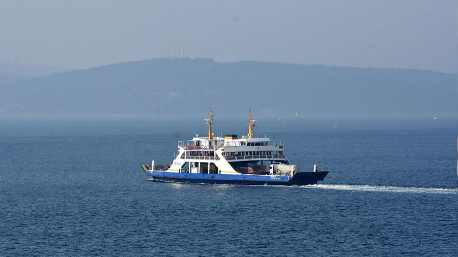 Gökçeada-Kabatepe feribot hattına 40 ek sefer konuldu