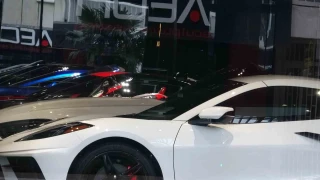 Kad�k�y'de l�ks oto galerisi bo�alt�ld�: 11 milyar TL'lik vurgun 