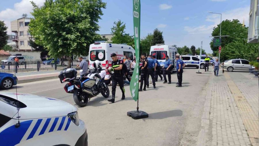 Kom�ular�n park kavgas� cinayetle bitti