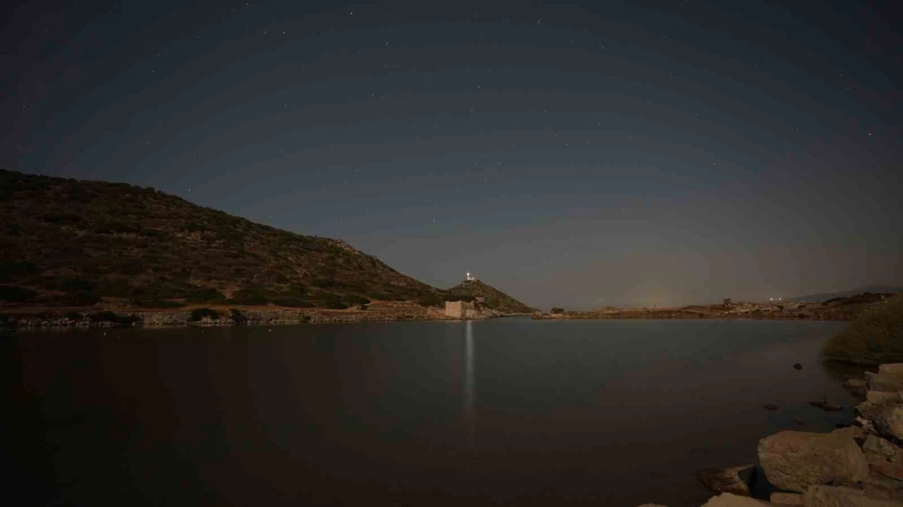 Meteor yamuru Knidos Antik Kenti'nde grsel len oluturdu
