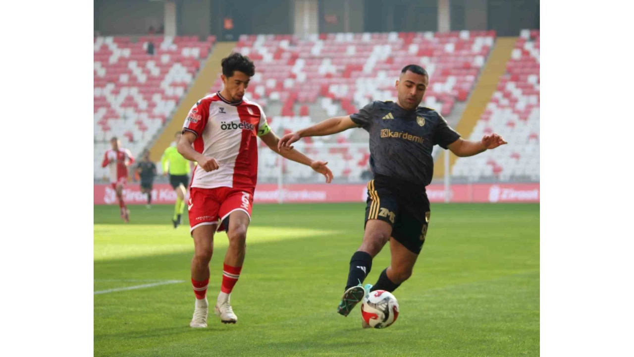 Özbelsan Sivasspor: 1 - Aliağa Futbol Kulübü: 3