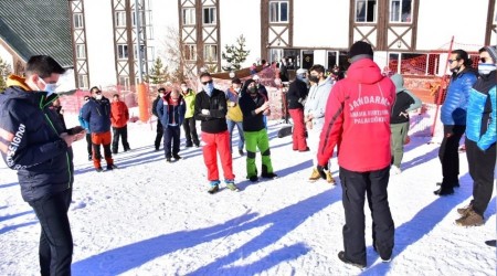 Palandken'de kayak krizi