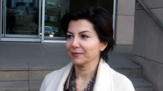 Sedef Kaba� "Cumhurba�kan�na hakaret" iddias�yla g�zalt�na al�nd�