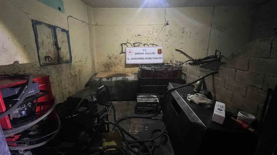 ��rnak'ta jandarma ekipleri 21 milyonluk ka�ak �r�n ele ge�irdi