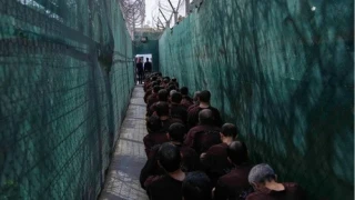 Suriye'deki DEA�'l� mahkumlar Irak'ta