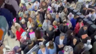 Tekirdağ'da indirim izdihamı: Yüzlerce kişi aynı anda akın etti