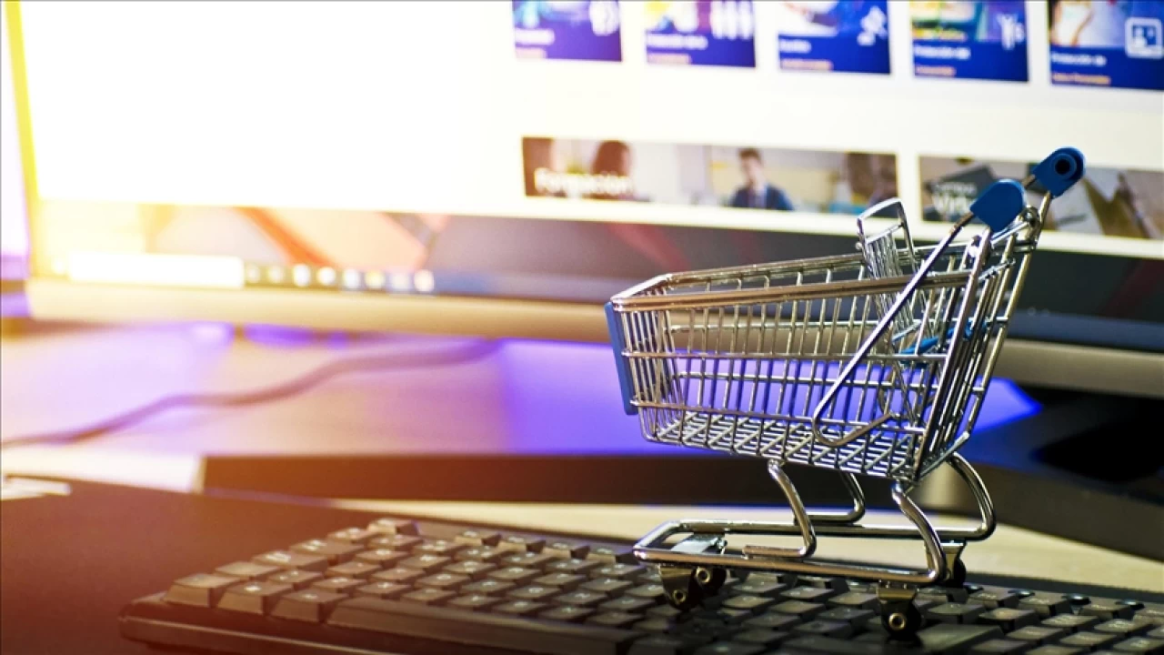 Trkiyede sosyal medya zerinden ticaret 