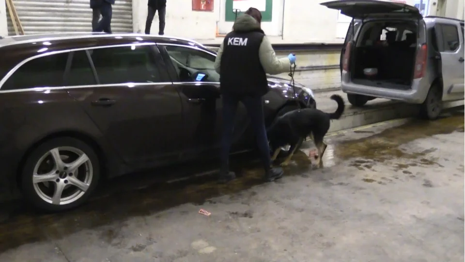 Uyu�turucuyu tampondan egzoza, stepneden tavana gizlemi�ler