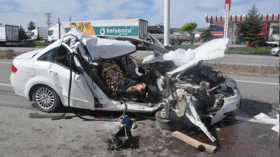 Yozgat'ta feci kaza: 1 �l� 