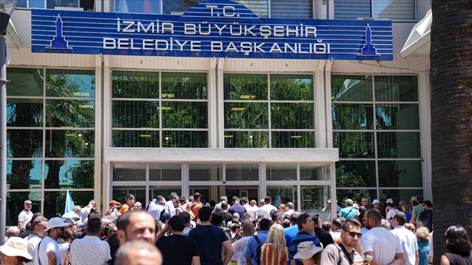 2025'in en bor�lu belediyesi �zmir B�y�k�ehir Belediyesi 