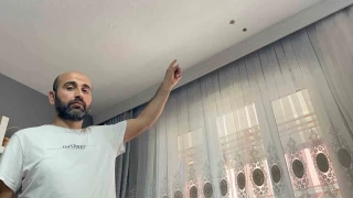 'Aile ylnda' sradan bir gn... Abisini evden karmak iin tavan deldi