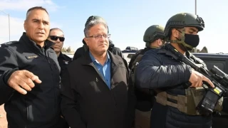 Ben Gvir, bedeviler taraf�ndan ta�land�