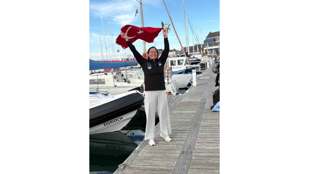 Bengisu Avcı, Ocean's 7'de Kuzey Kanalı'nı başarıyla geçti