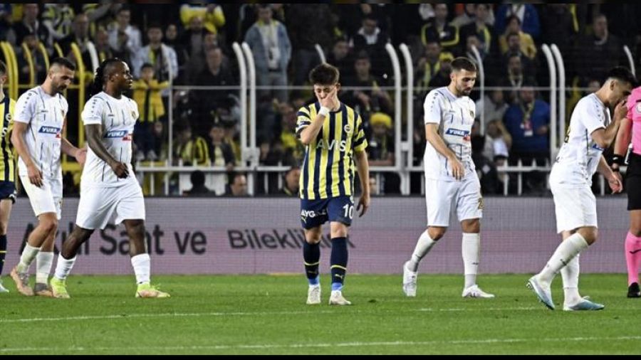Bu defa Fenerbahçe son bölümde vurgun yedi