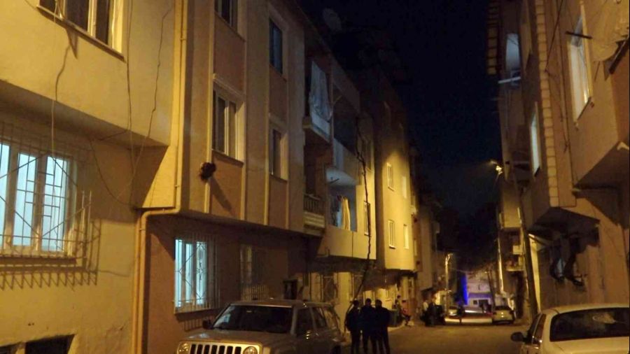 Bursa'da bir kadın evinde bıçaklanmış halde ölü bulundu