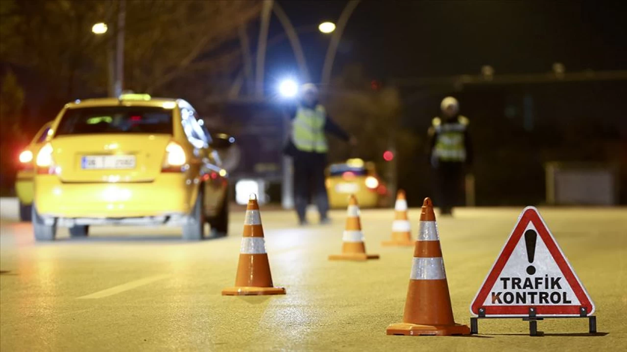 'Dur' ihtarına uymayan 18 yaşındaki gence rekor ceza