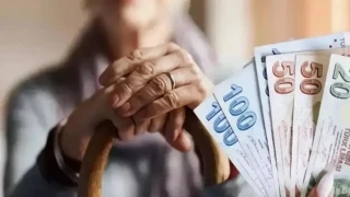 Emeklinin g�z� bayram ikramiyesinde 