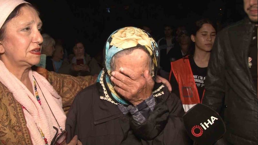 Hayvanseverler Kartal'da ezilerek öldürülen köpek için toplandı