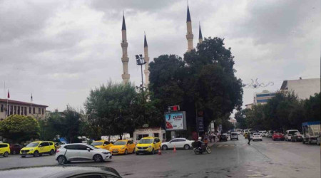 Iğdır'da sıcak havalar yerini yağmura bıraktı