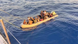 zmir'de Afgan uyruklu 43 kaak gmen yakaland