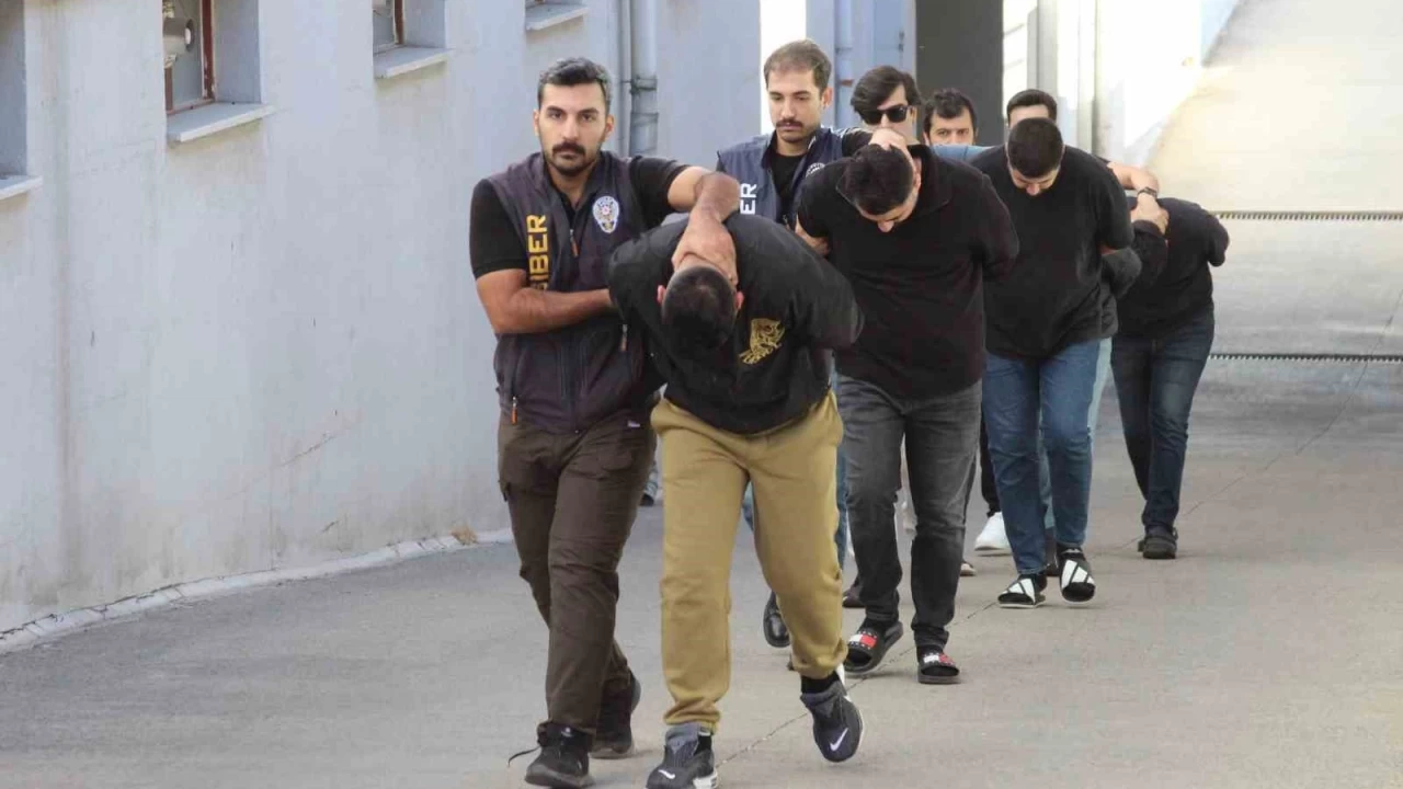 Otomobil ilanyla 1 milyon liralk dolandrclk: 6 tutuklama