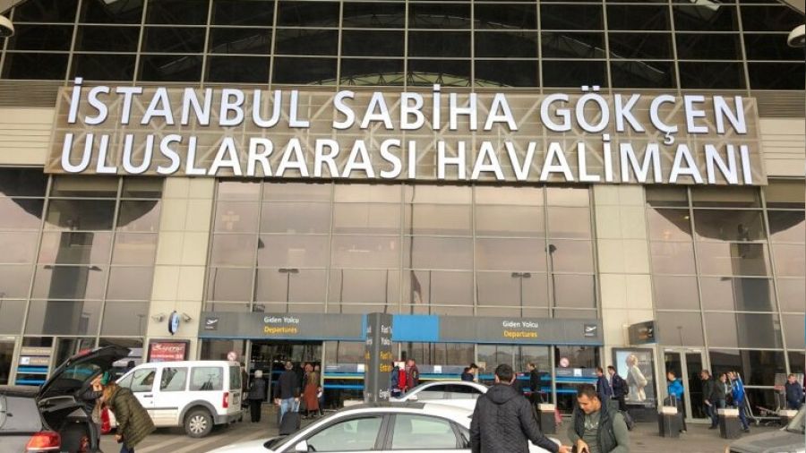 Sabiha G�k�en Havaliman�'nda u�u�lara ku� engeli