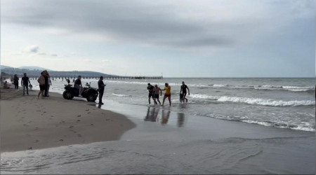 Samsun'da 7 kişi boğulma tehlikesi geçirdi, 3'ü hastaneye kaldırıldı