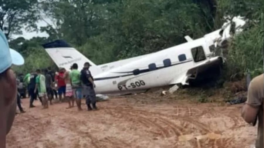 U�ak ini�te yere �ak�ld�: 14  �l�