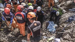 Vietnam'ı vuran Kalmaegi Tayfunu'nda 5 kişi hayatını kaybetti