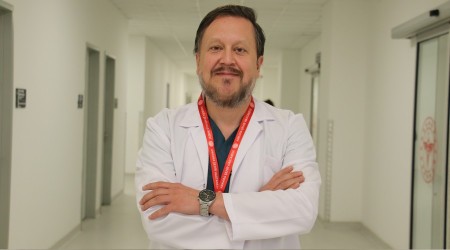 Yumruk yumruğa tokalaşma da tehlikeli