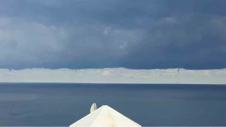 Zonguldak'ta gök kuşağı ile hortumlar ortaya çıktı