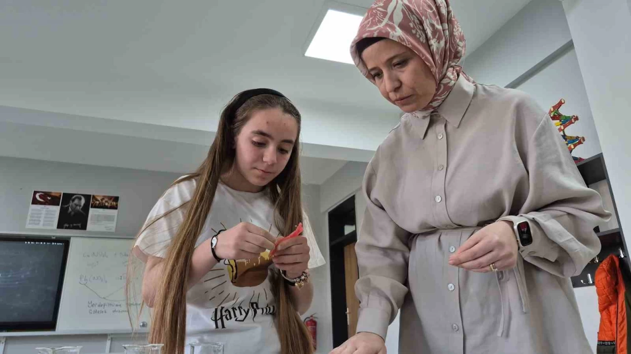 10 yaşındaki Ravza'dan kekik özlü biyokumaş