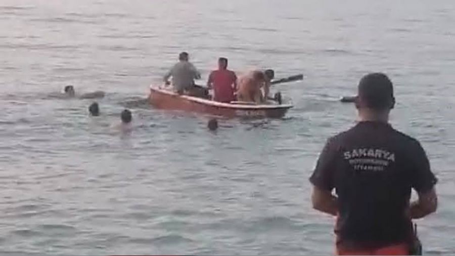 15 yaşındaki çocuk girdiği denizde boğuldu